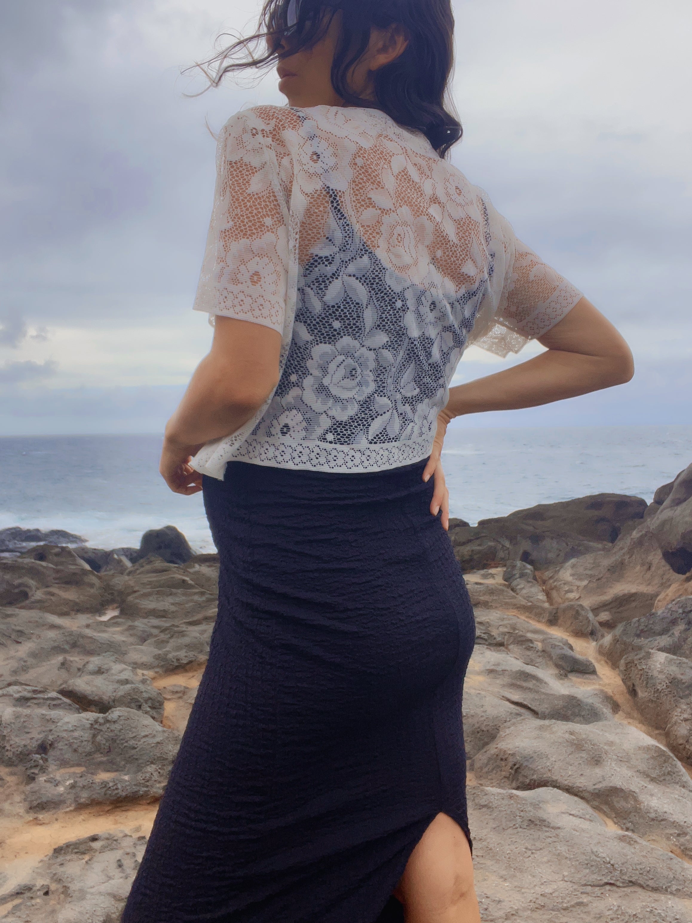 A Floral Lace Button Front Crop Top