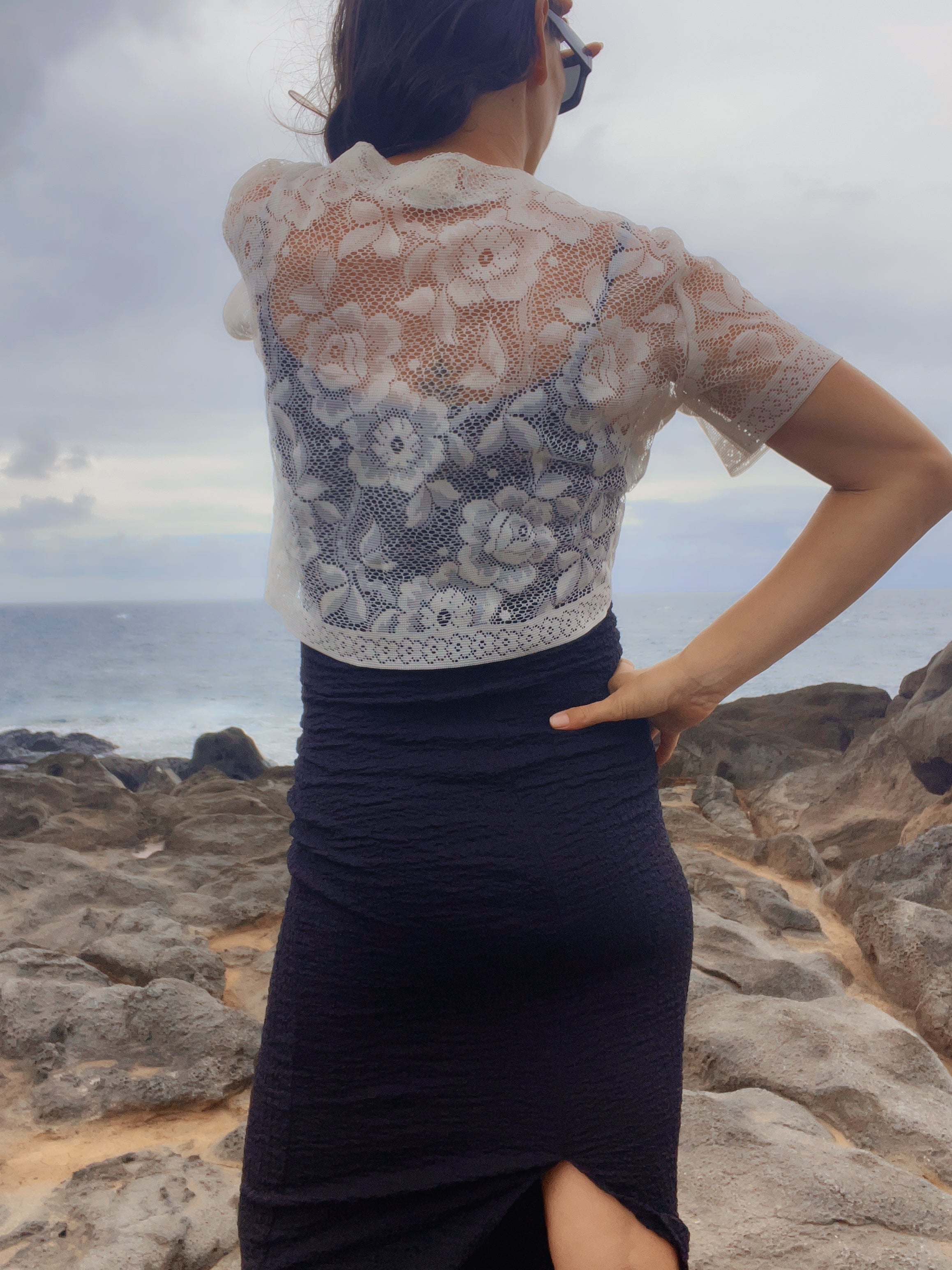 A Floral Lace Button Front Crop Top