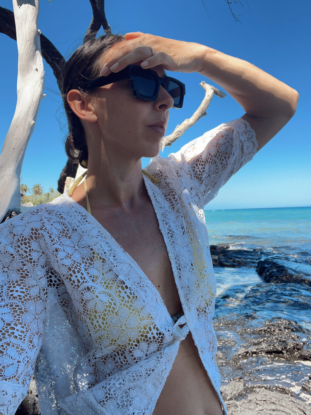 SOLD OUT Floral Lace Edge Tablecloth Top