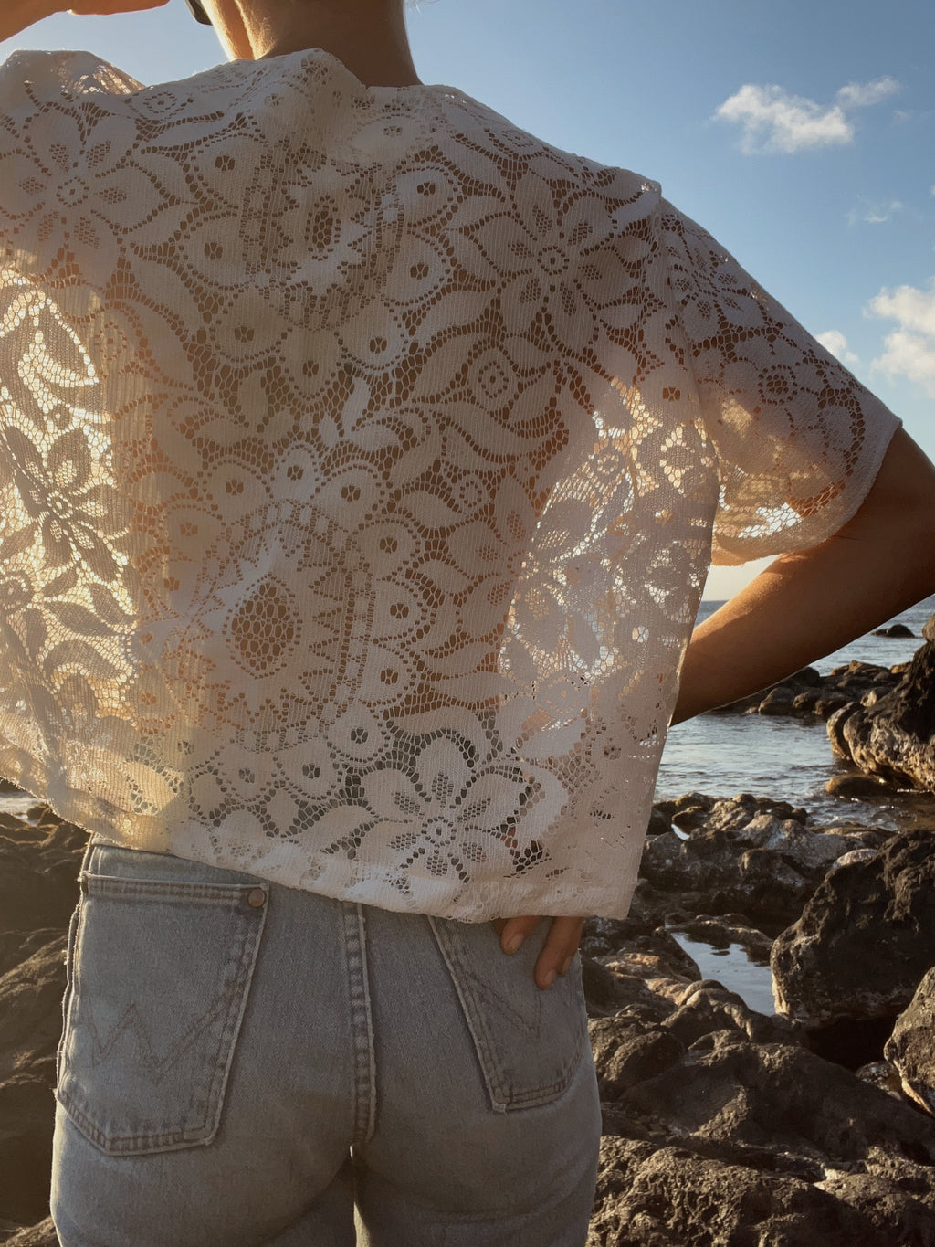 SOLD OUT Floral Lace Tablecloth Top