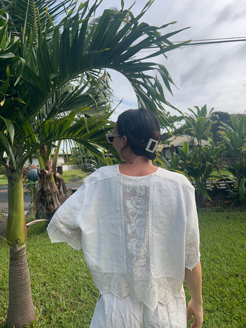 A Crochet Edge Linen Top