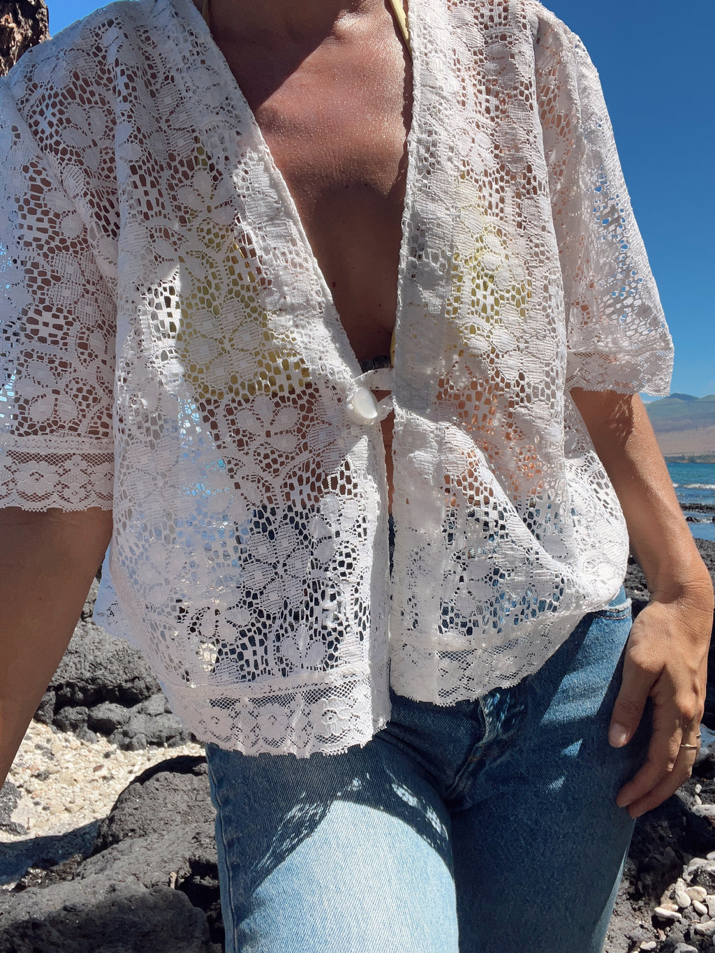 SOLD OUT Floral Lace Edge Tablecloth Top