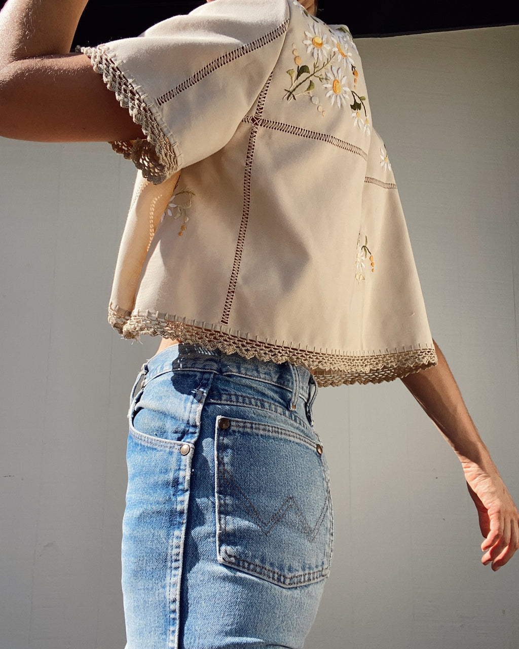 SOLD OUT Lace Trim Embroidered Top