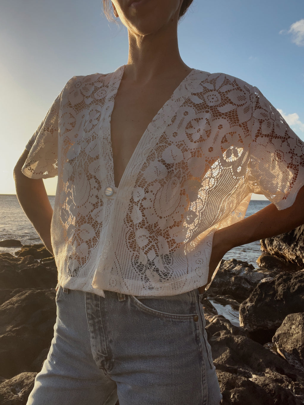 SOLD OUT Floral Lace Tablecloth Top