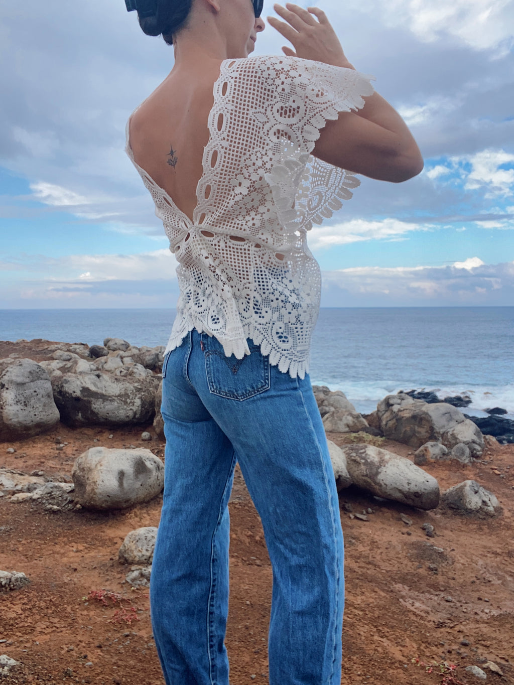 SOLD OUT Floral Lace Sleeve Top