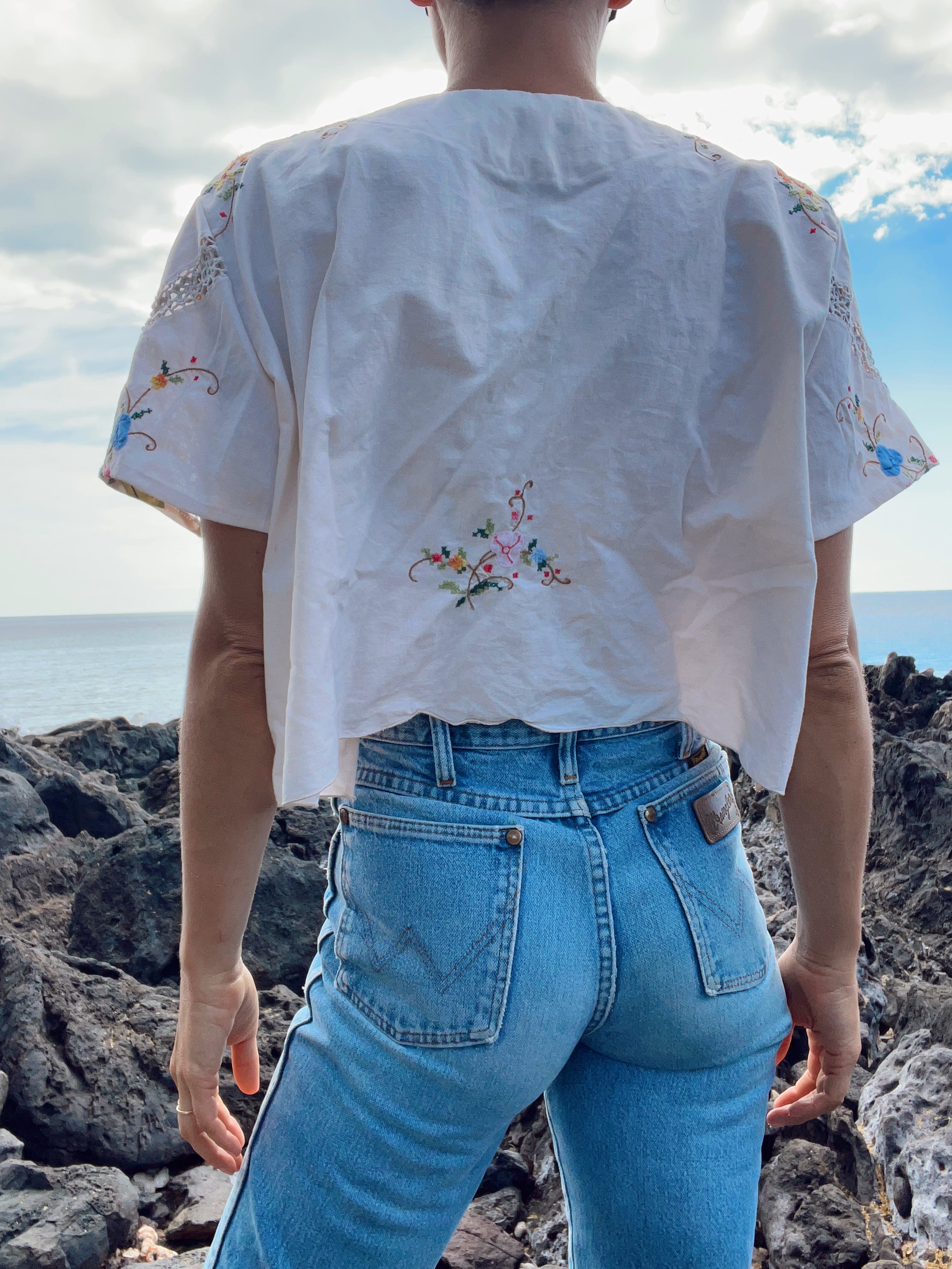 SOLD OUT Table Cloth Embroidered Crop Top 3