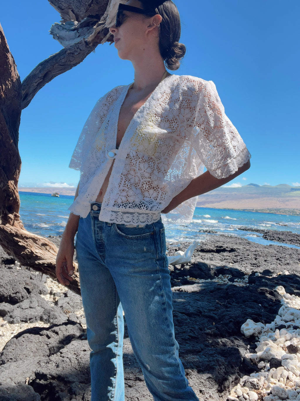 SOLD OUT Floral Lace Edge Tablecloth Top