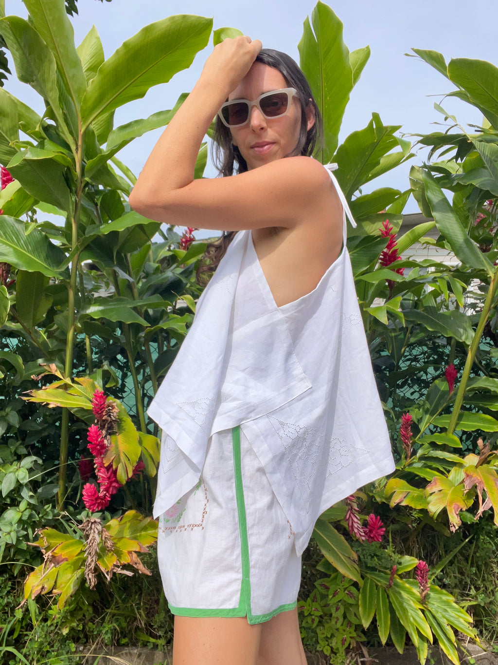 A Stripe &  Floral Embroidered Short